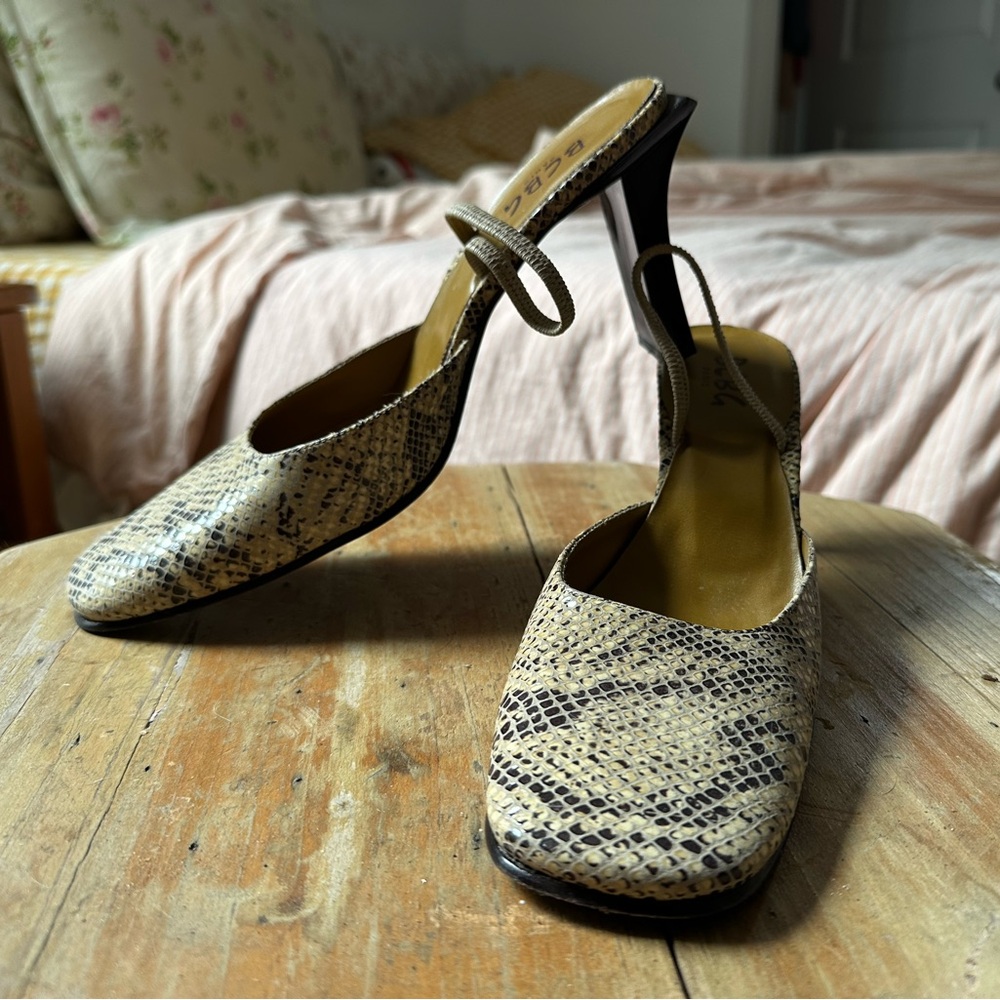 Vintage square toe snakeskin sling back heels